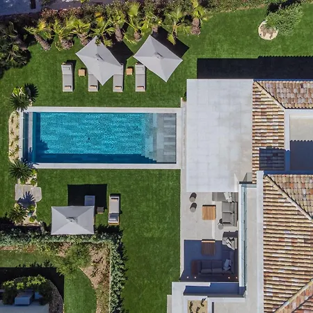 400m² Vue Proche Centre Villa