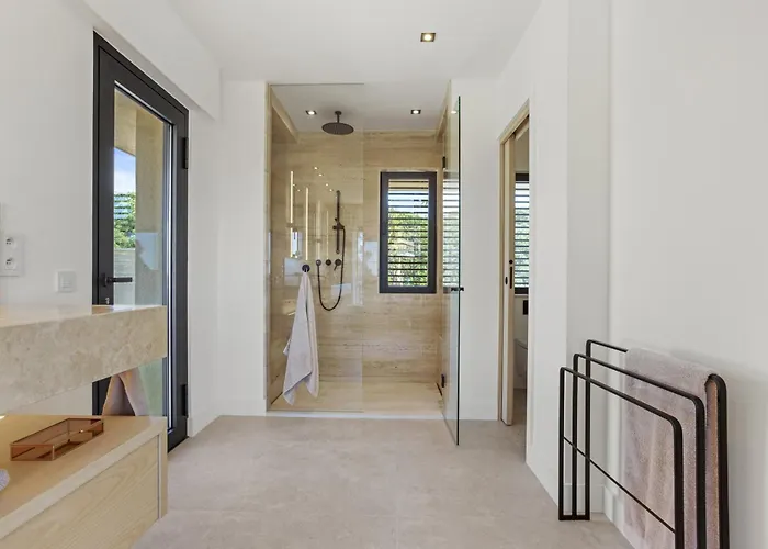 400m² Vue Proche Centre Villa