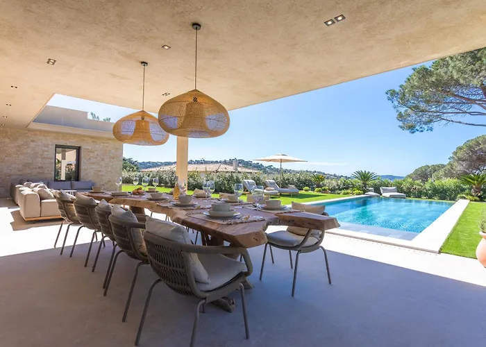 400m² Vue Proche Centre Villa