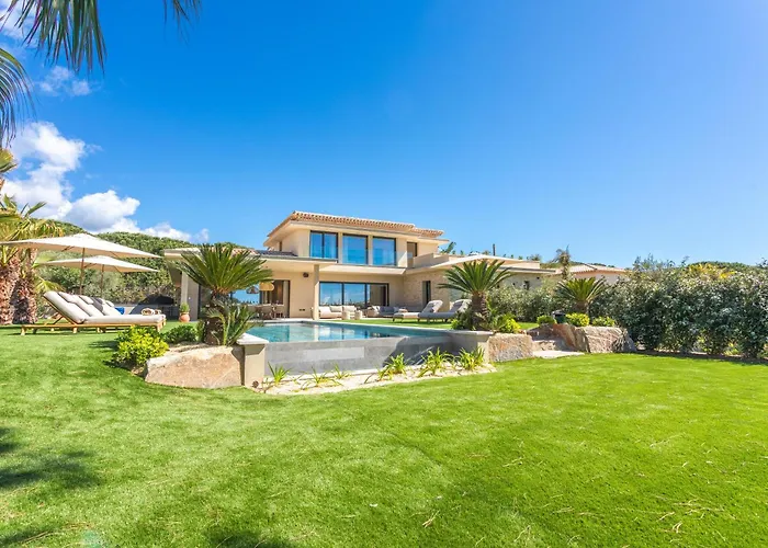 Villa 400m² Vue Proche Centre