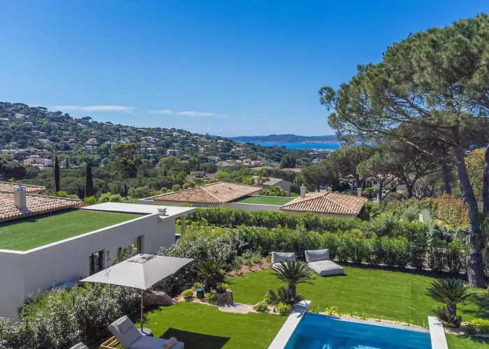 400m² Vue Proche Centre Villa