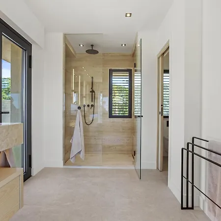 400m² Vue Proche Centre Villa