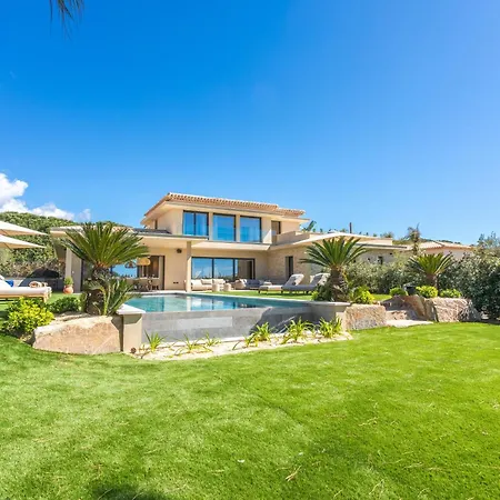 Villa 400m² Vue Proche Centre