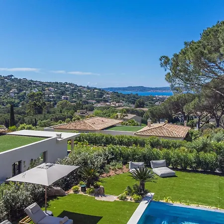 400m² Vue Proche Centre Villa