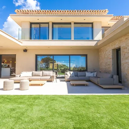 400m² Vue Proche Centre Villa