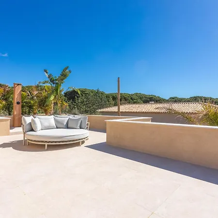 400m² Vue Proche Centre Villa