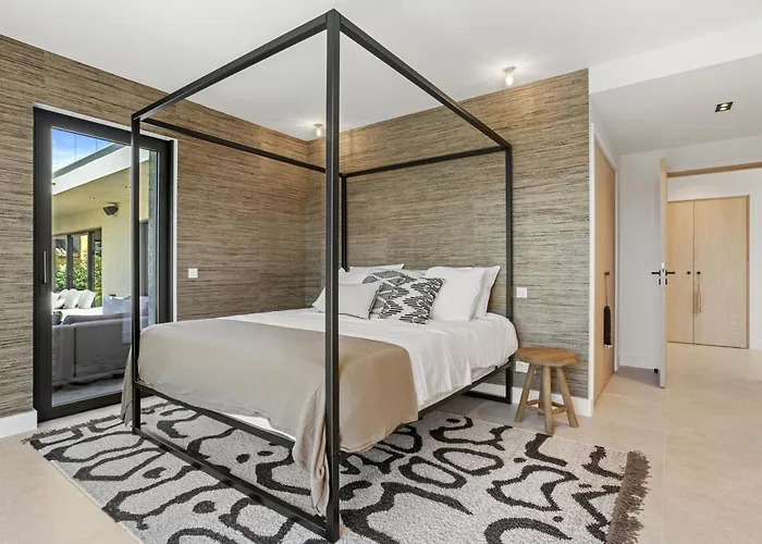 400m² Vue Proche Centre Villa *