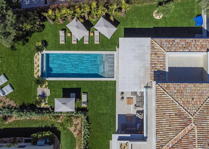 400m² Vue Proche Centre Villa