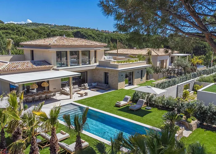 Villa 400m² Vue Proche Centre *